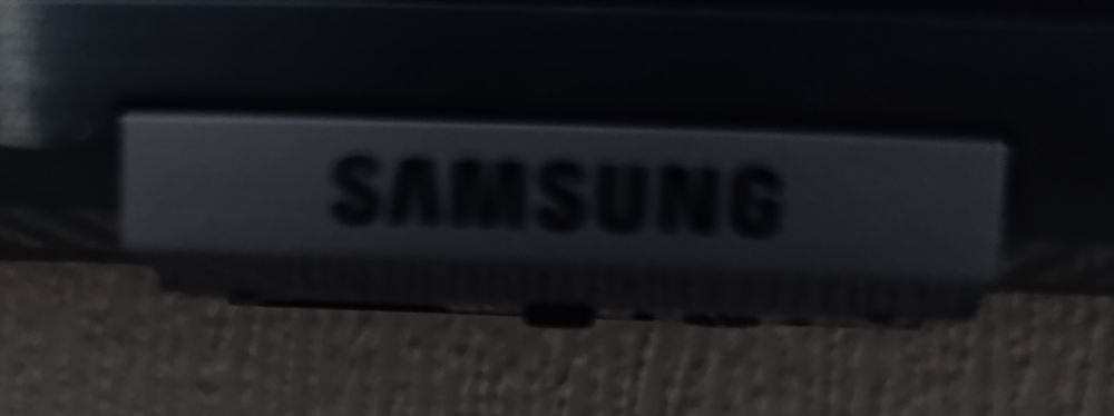 Продам смарт телевизор