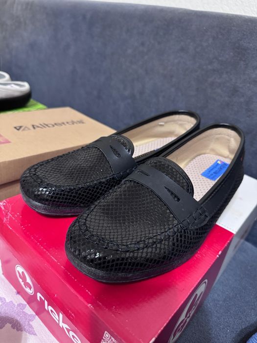 Продам женскую обувь