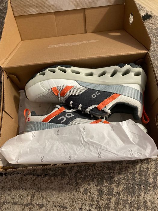 Маратонки  ON Cloudhorizon