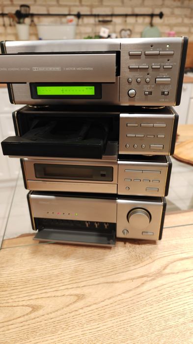 Linii audio ,sisteme,boxe amplificatoare Sony,Kenwood , pioneer,Denon