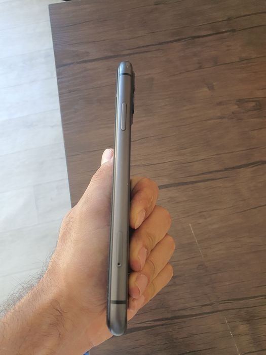 Iphone 11 sotiladi