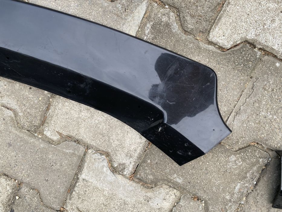 Lip, prelungire bara fata auto
