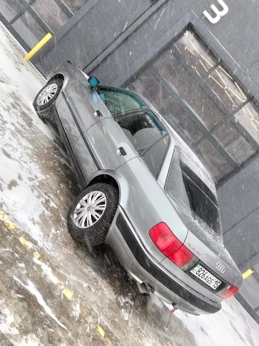 Продам AUDI B4 1992 года,