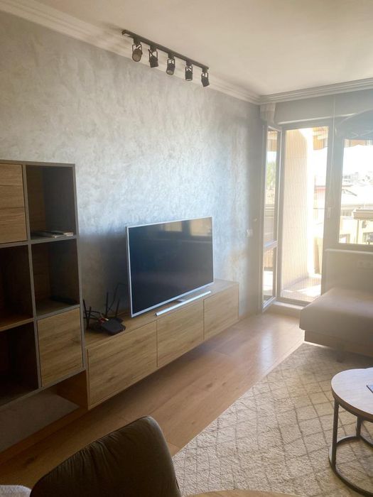 Дава се под наем Двустаен апартамент в Пловдив, Кършияка - 75 кв.м за 510 € - Снимка #2