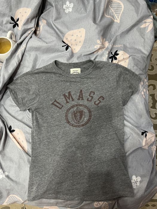 Куча вещей, продаю либо по отдельности либо все вместе с чемоданом