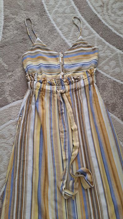 Ленена рокля Zara