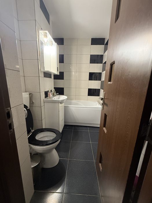 Inchiriez Apartament cu 2 camere