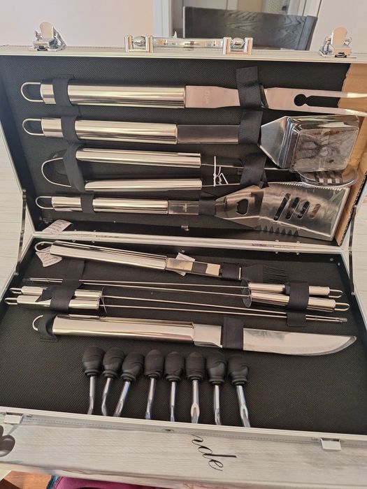 Луксозен куфар за барбекю