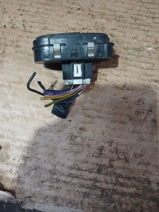 Кнопки стеклоподьемников Форд Мондео