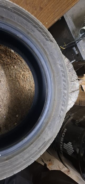 Продам шины состоянии нового