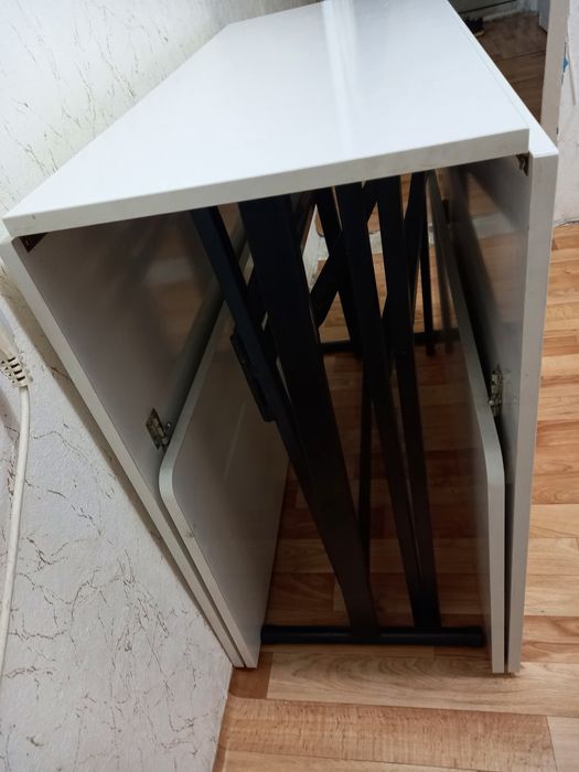 Продам стол , раздвижной