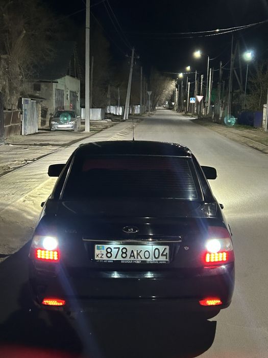 Продам приору 2011