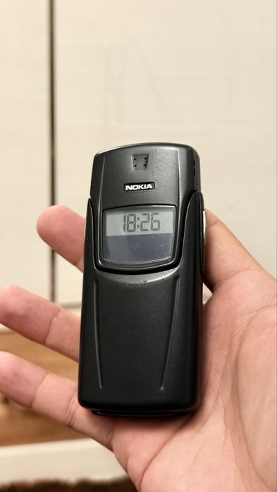 Nokia 8910i титан