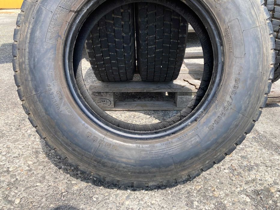 265/70/19.5 WindPower HN257 2013г 12-14мм 140/138М Задни 265 70 R19.5