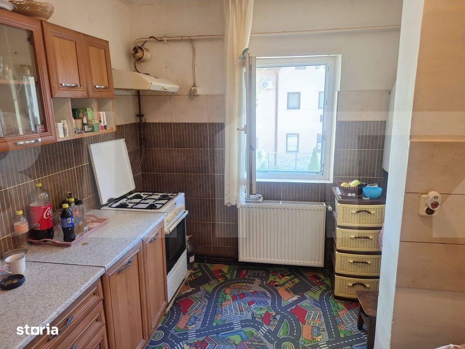Apartament 2 camere de vanzare, 67 mp, decomandat, etaj 1, Logoj