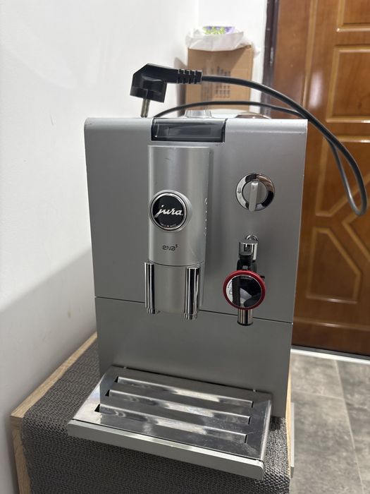 expresoare cafea saeco jura