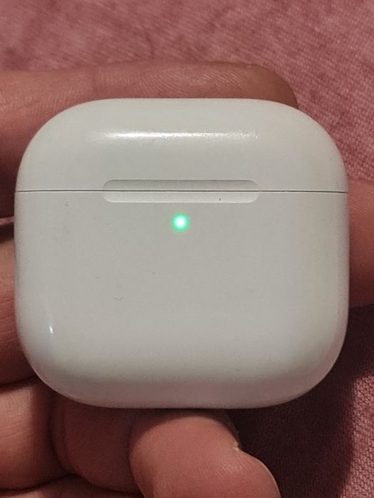 Carcasa airpods 4 fără anc