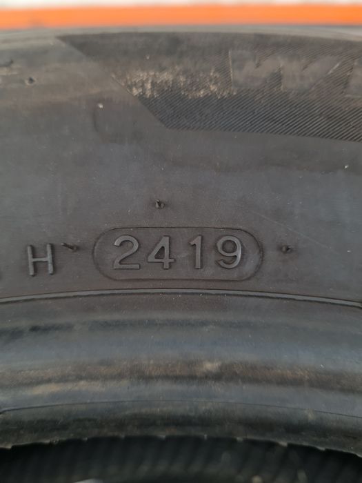 Зимни гуми 2 броя HANKOOK Winte Icept Evo2 225 60 R17
