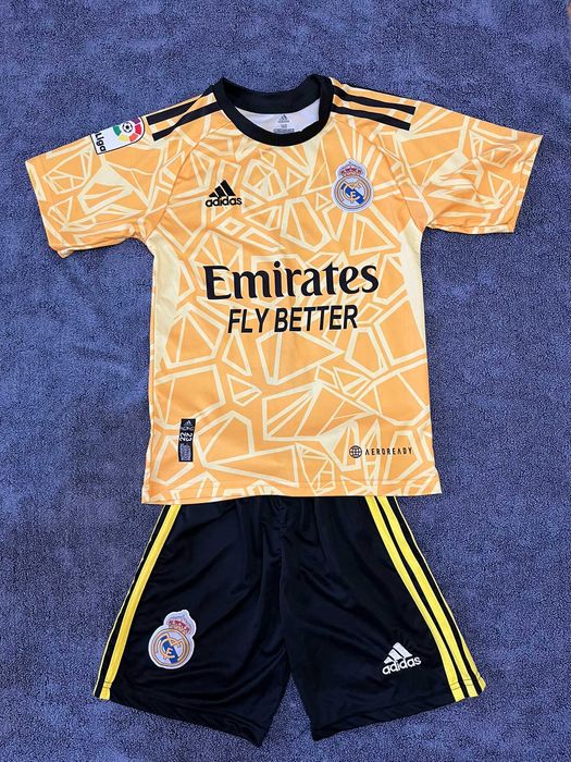 Детски футболни екипи - Ливърпул, Реал М, Франция, Белгия, Бразилия