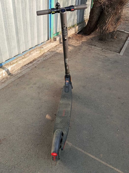 Электросамокат Ninebot Kickscooter e22