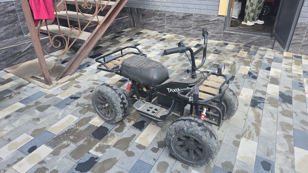 Продам детский квадроцикл
