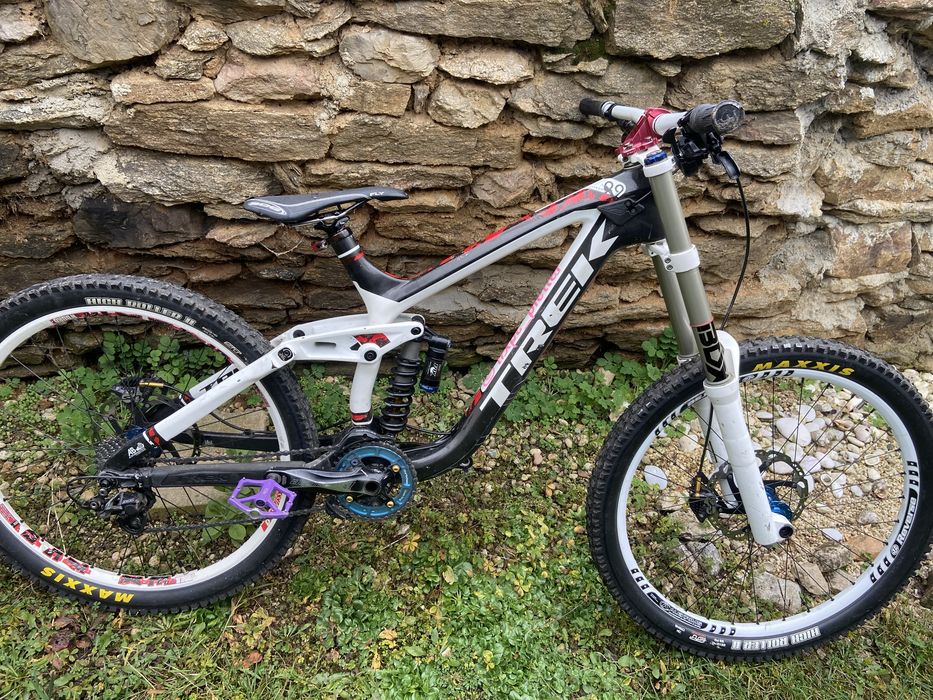 Trek Session 9.9 Carbon