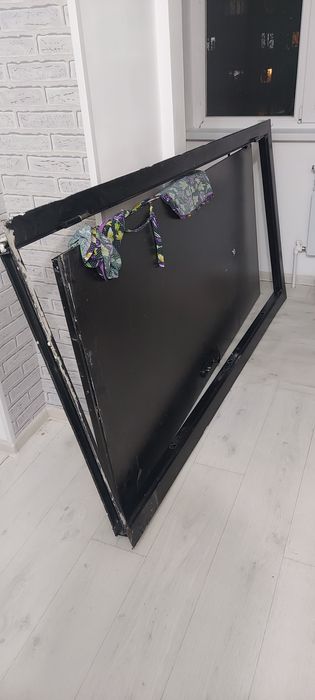 Продам входную дверь