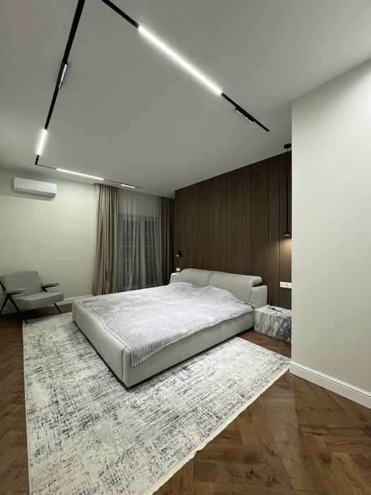 Продам 4-комн. квартиру