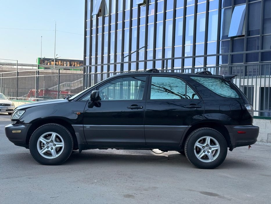 Лексус РХ300 в хорошем состоянии