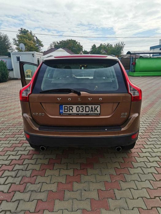 VOLVO XC60 2012 — imagine 4
