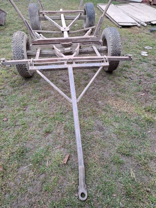 Vând căruță cu cele 3 cărucioare la pachet  1400 Ron