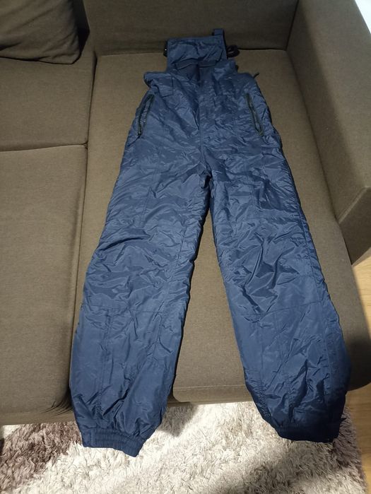 Pantaloni fâș, stare buna, pret pe pereche
