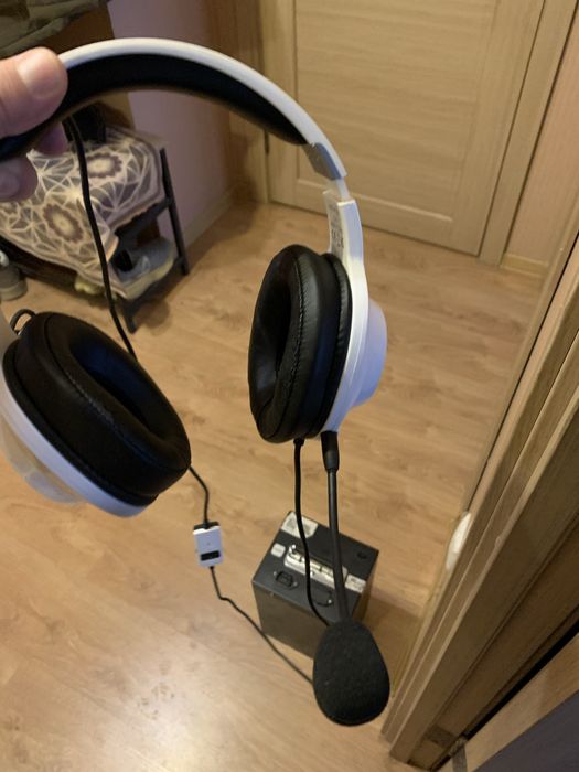 Продам игровые наушники