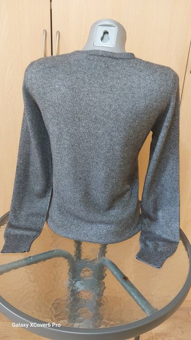 Пуловер BLUE MOTION. 45%кашмир, 55% коприна.размер S
Разпуловер BLUE M