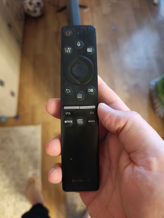 Продам телевизор Самсунг 75й диагонали