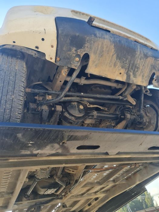 Piese Suzuki jimny/Transmisie/Elemente caroserie