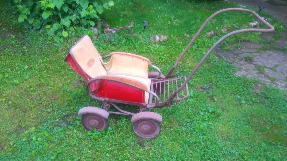 Ретро детската количка от 50год.на 20 век