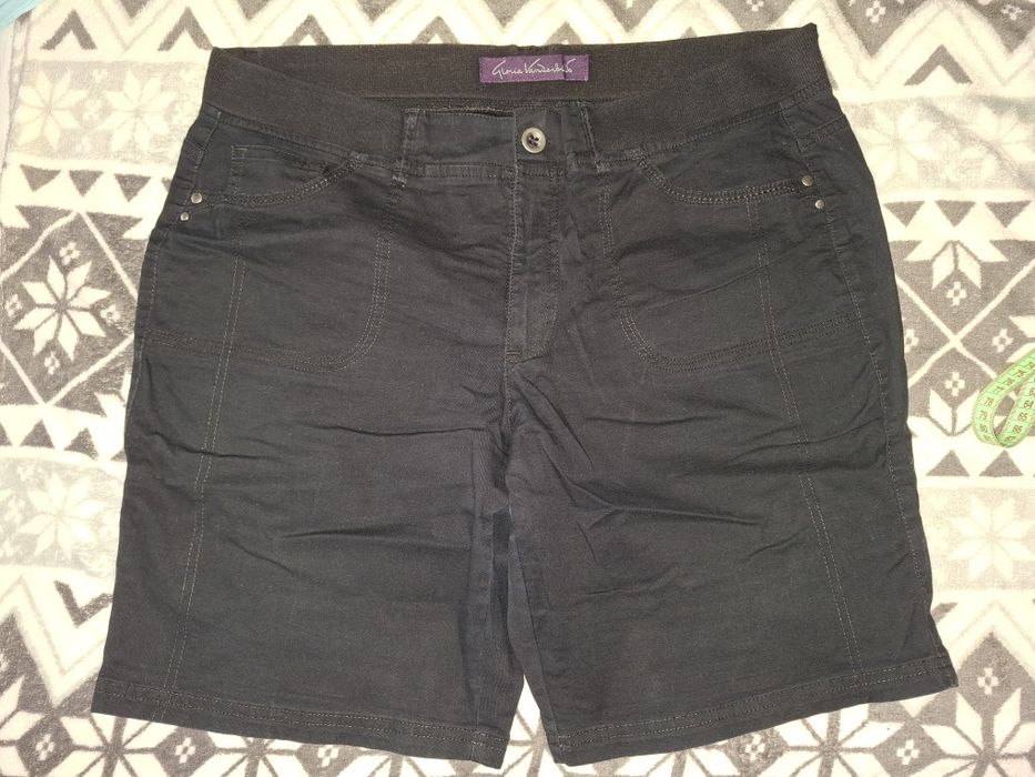 Pantaloni 46-48, lungi si scurti