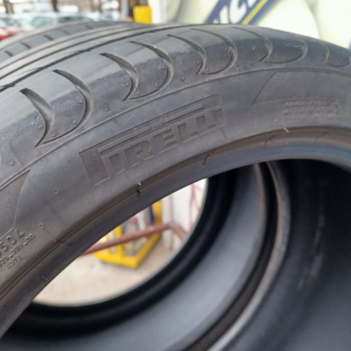 225 40 18 Pirelli 2 бр летни дот 22