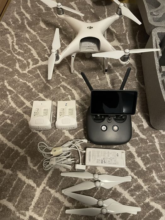 Vand drona DJI Phantom 4 Pro
