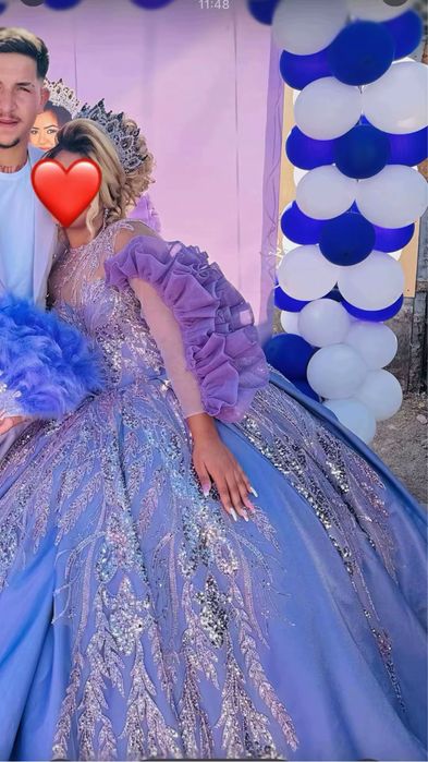 Булченски рокли в отлично състояние носени са само за часове