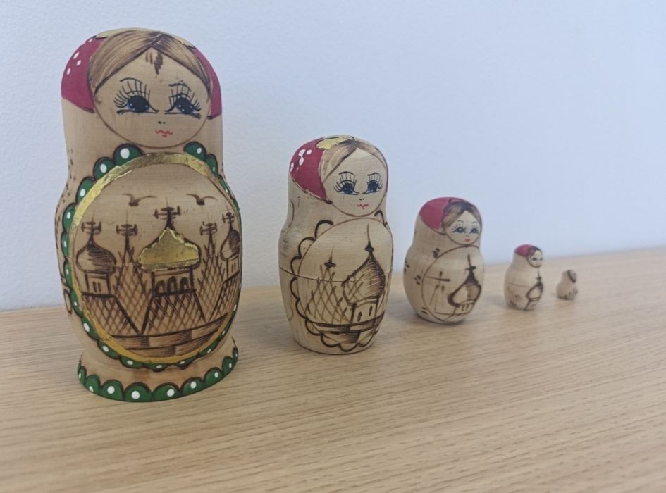 Set 5 papusi Matrioshka