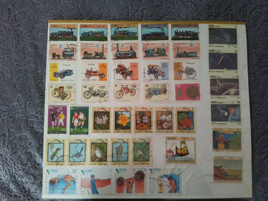 540 броя пощенски марки