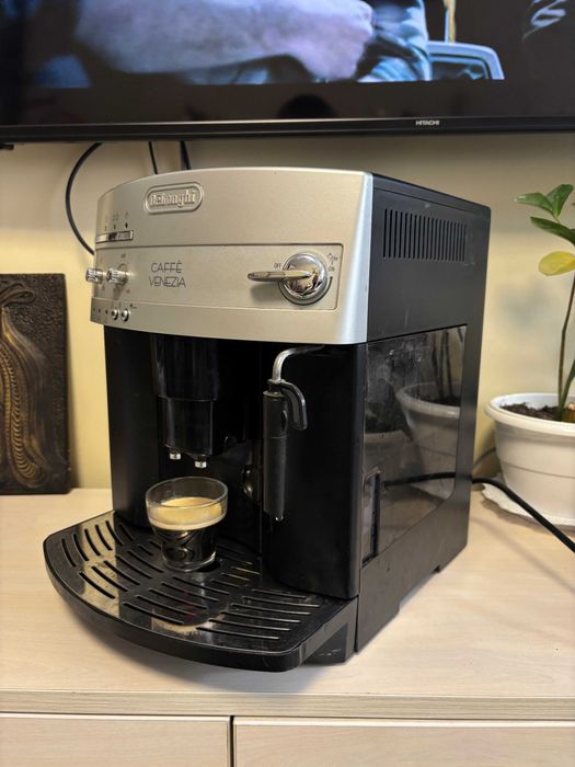 Кафемашина Delonghi Caffe Venezia made in Italia