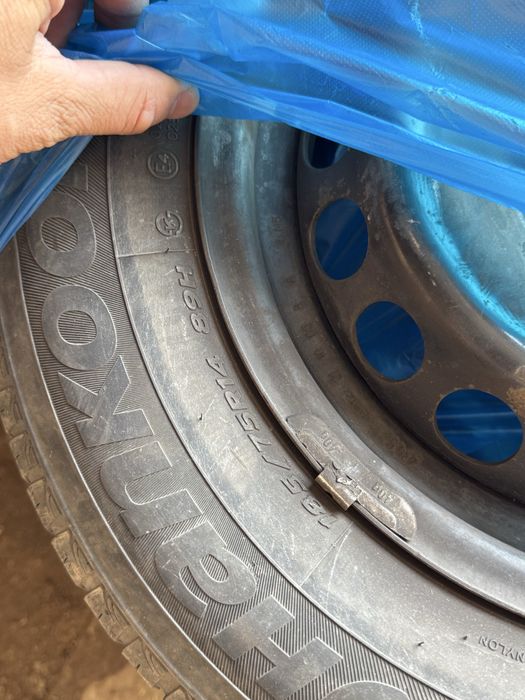 Покришка с дискам 14