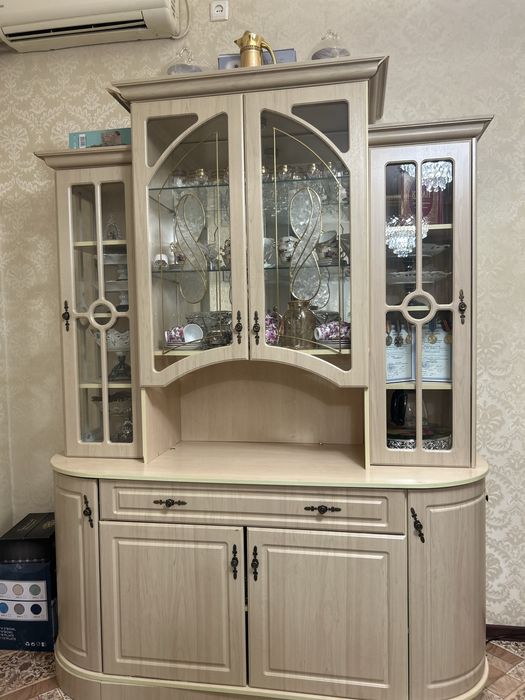 Сервант буфет для посуды