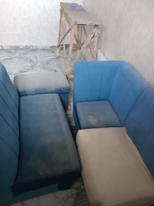 Диван угловой  продаётся