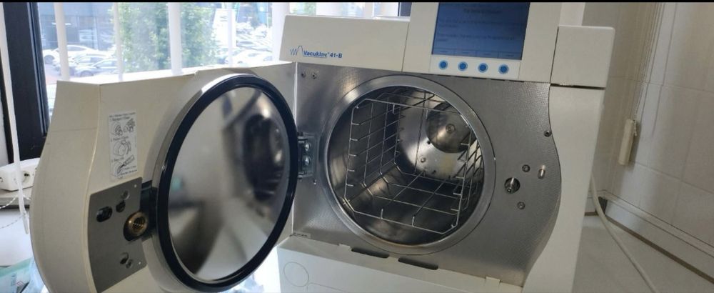Autoclav Sterilizator Melag clinica stomatologie chirurgie clasa B