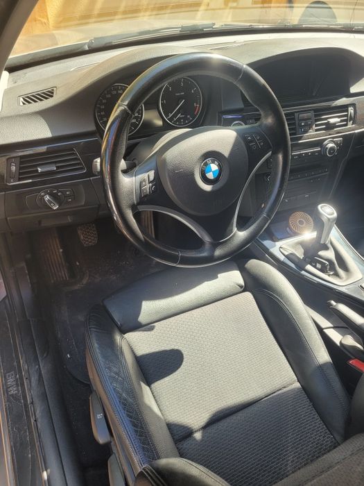 BMW 3 Series 2010 — imagine 5