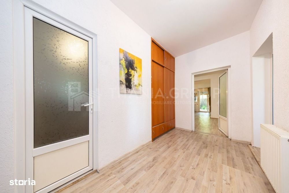 Casă cu teren 2.200 mp și deschidere la DN13 | Zonă mixtă | Brașov, St